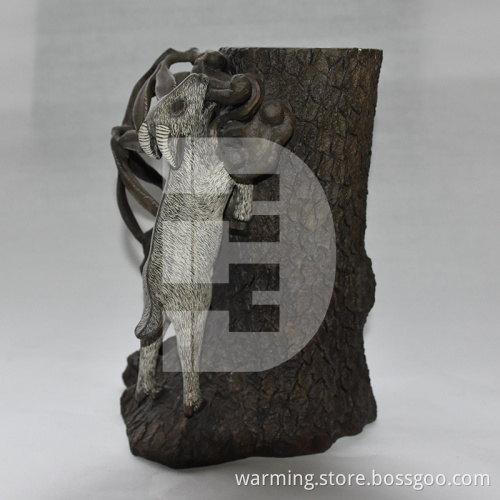 Stone carving pen container Yang Yang is proud